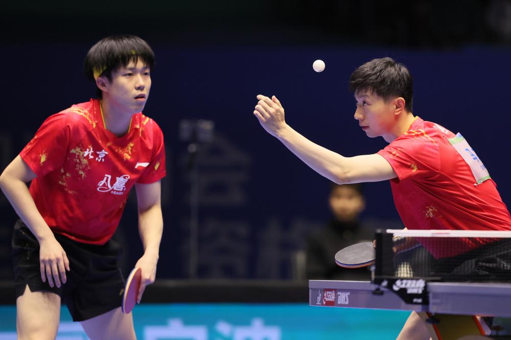 哀悼，切尔西功勋后卫马文-欣顿去世，享年85岁